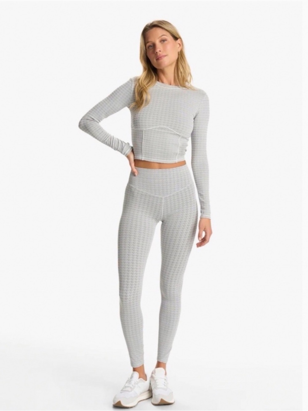 Vuori Houndstooth long sleeve crop top and leggings